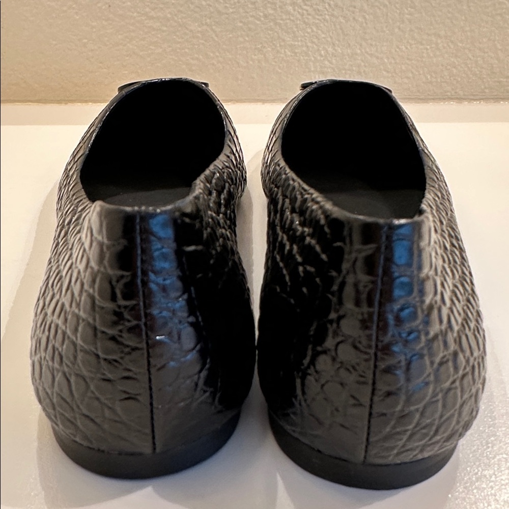 New Tory Burch Black Croc-Embossed Flats. Size 9. - Picture 7 of 10